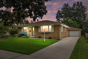 935 Virginia St, Racine, WI 53405 - Photo 1