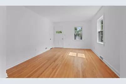 8313  Stickney Ave, Wauwatosa, WI 53213 - Photo 3