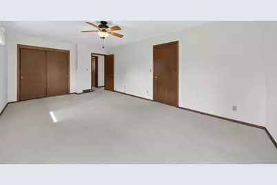 3801 S 14th St, Sheboygan, WI 53081 - Photo 13