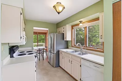 2962  Madison St #D, Waukesha, WI 53188 - Photo 5