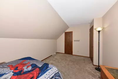 W165N10648  Wagon Trl, Germantown, WI 53022 - Photo 25