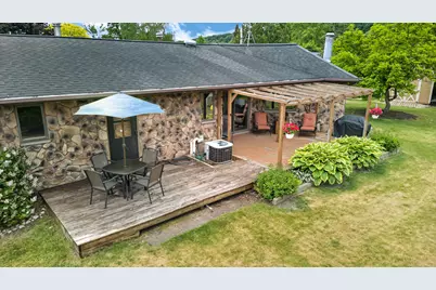822  Woodland St, Plymouth, WI 53073 - Photo 39