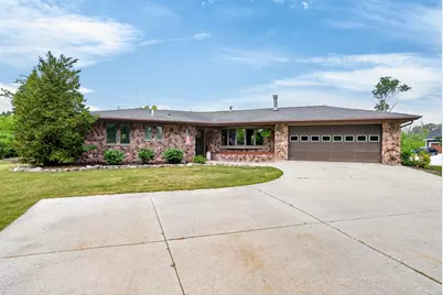 822  Woodland St, Plymouth, WI 53073 - Photo 49