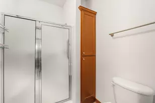230 Hilldale Dr, Hartford, WI 53027 - Photo 17