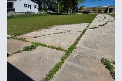 420 E Church St, Mishicot, WI 54228 - Photo 13