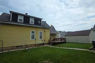 1423 N 17th St, Sheboygan, WI 53081 - Photo 29
