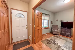 650 Waters Edge Dr, Whitewater, WI 53190 - Photo 5