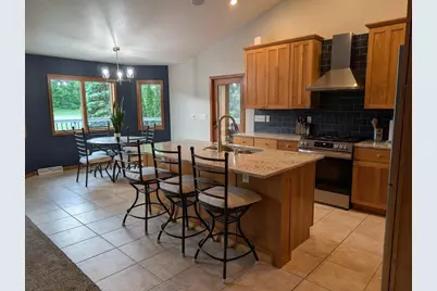 1007  3rd Ave, Holmen, WI 54636 - Photo 11