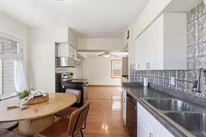 471 E Morgan Ave, Milwaukee, WI 53207 - Photo 9