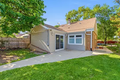 471 E Morgan Ave, Milwaukee, WI 53207 - Photo 21
