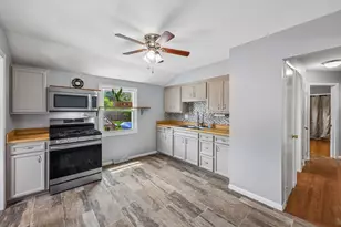 8801 W Lawn Ave, Milwaukee, WI 53225 - Photo 7