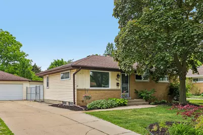 8801 W Lawn Ave, Milwaukee, WI 53225 - Photo 23