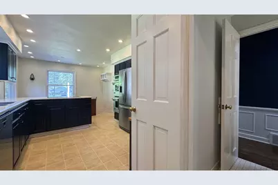 1435 E Fairy Chasm Rd, Bayside, WI 53217 - Photo 27