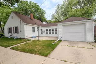 4279 N 41st St, Milwaukee, WI 53216 - Photo 21