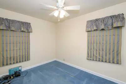 4279 N 41st St, Milwaukee, WI 53216 - Photo 15