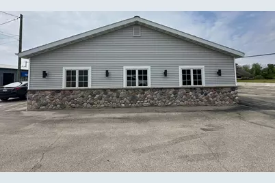 3009  Forest Ave, Two Rivers, WI 54241 - Photo 5