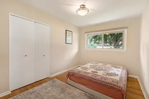 6901 N Crestwood Dr, Glendale, WI 53209 - Photo 13