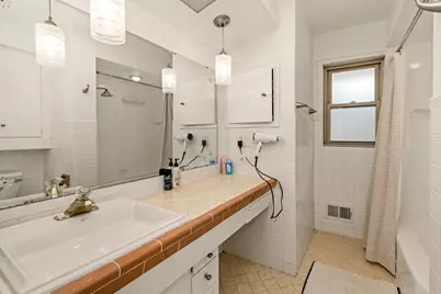 6901 N Crestwood Dr, Glendale, WI 53209 - Photo 11