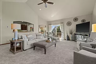 2406 Deer Crest Ct, Waukesha, WI 53188 - Photo 17