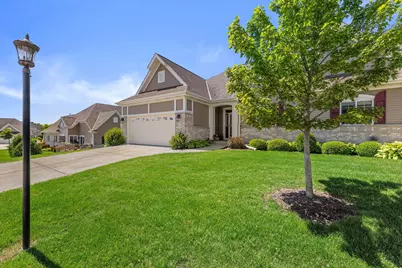 2406  Deercrest Ct, Waukesha, WI 53188 - Photo 59