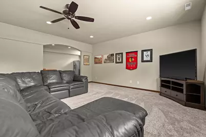 2406  Deercrest Ct, Waukesha, WI 53188 - Photo 45