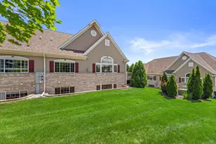 2406 Deer Crest Ct, Waukesha, WI 53188 - Photo 61