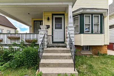 2437 S 29th St, Milwaukee, WI 53215 - Photo 23