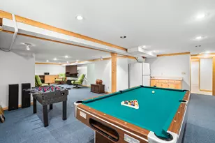 10133 N Foxkirk Dr, Mequon, WI 53097 - Photo 37