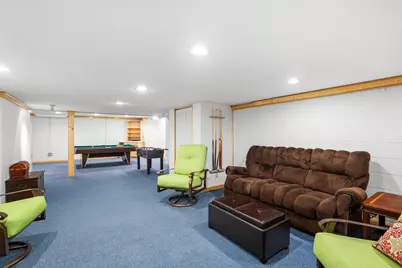 10133 N Foxkirk Dr, Mequon, WI 53097 - Photo 39