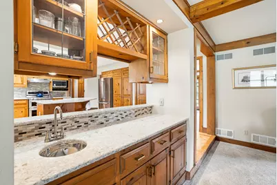 10133 N Foxkirk Dr, Mequon, WI 53097 - Photo 11