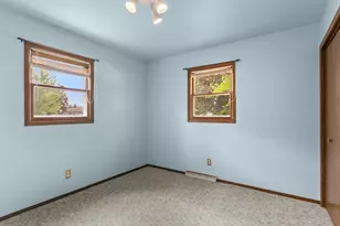 1441 Lee Cir, Manitowoc, WI 54220 - Photo 13