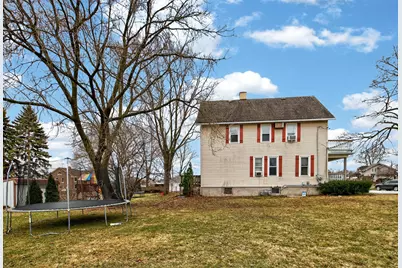 1326  Midland Ave, Kewaskum, WI 53040 - Photo 3