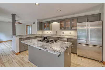 798  Greenway Ter, Hartland, WI 53029 - Photo 15