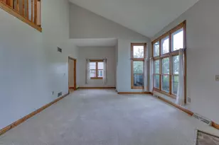 798 Greenway Terrace, Hartland, WI 53029 - Photo 3