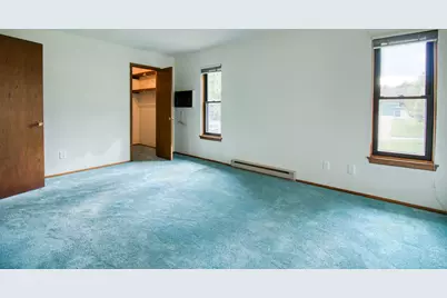 8751 W Oklahoma Ave #B, Milwaukee, WI 53227 - Photo 11