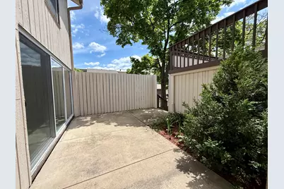 1224 W Baldwin Ct, Mequon, WI 53092 - Photo 7