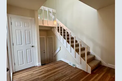1224 W Baldwin Ct, Mequon, WI 53092 - Photo 15