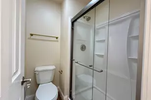 1224 W Baldwin Ct, Mequon, WI 53092 - Photo 23