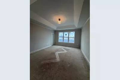 9800 N Migratory Ct, Mequon, WI 53097 - Photo 9