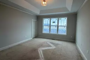 9800 N Migratory Ct, Mequon, WI 53097 - Photo 9