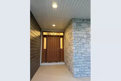 9800 N Migratory Ct, Mequon, WI 53097 - Photo 3