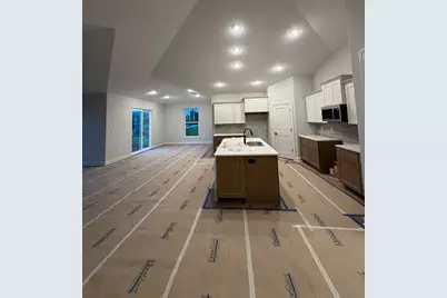 9800 N Migratory Ct, Mequon, WI 53097 - Photo 5