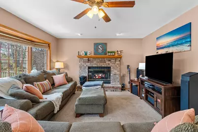 4406  Hunters Glen Dr, Sheboygan, WI 53083 - Photo 11