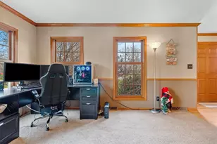 4406 Hunters Glen Dr, Sheboygan, WI 53083 - Photo 7