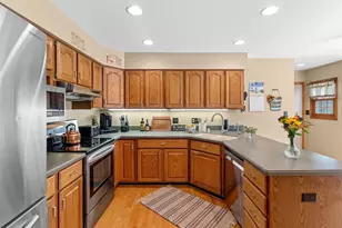 4406 Hunters Glen Dr, Sheboygan, WI 53083 - Photo 17