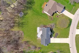 4406 Hunters Glen Dr, Sheboygan, WI 53083 - Photo 57