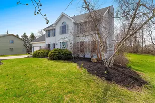 4406 Hunters Glen Dr, Sheboygan, WI 53083 - Photo 3