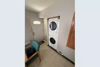 7519 W Sheridan Ave, Milwaukee, WI 53218 - Photo 5