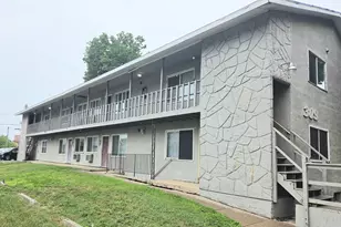 309 9th St, La Crosse, WI 54601 - Photo 1