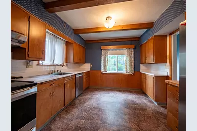 2638 N 88th St, Wauwatosa, WI 53226 - Photo 7